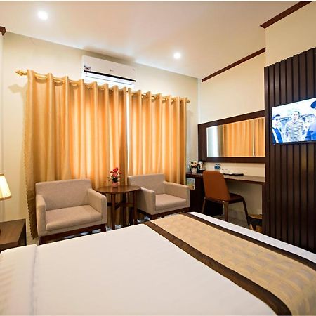 Premier Vang Vieng Hotel מראה חיצוני תמונה