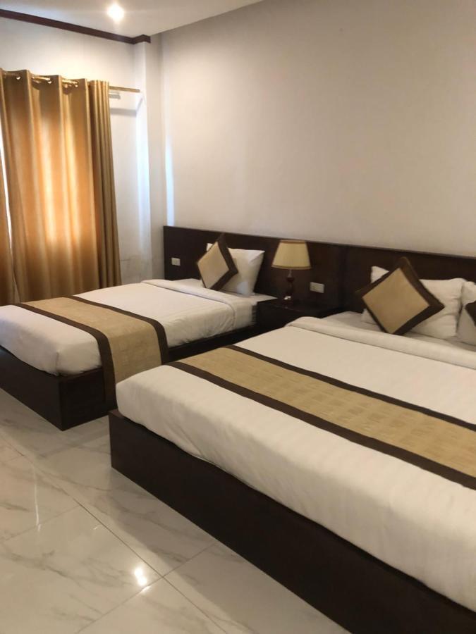 Premier Vang Vieng Hotel מראה חיצוני תמונה