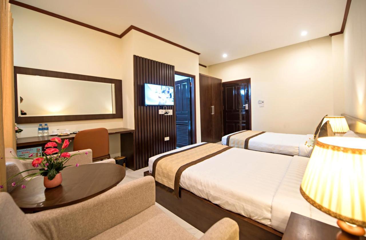 Premier Vang Vieng Hotel מראה חיצוני תמונה