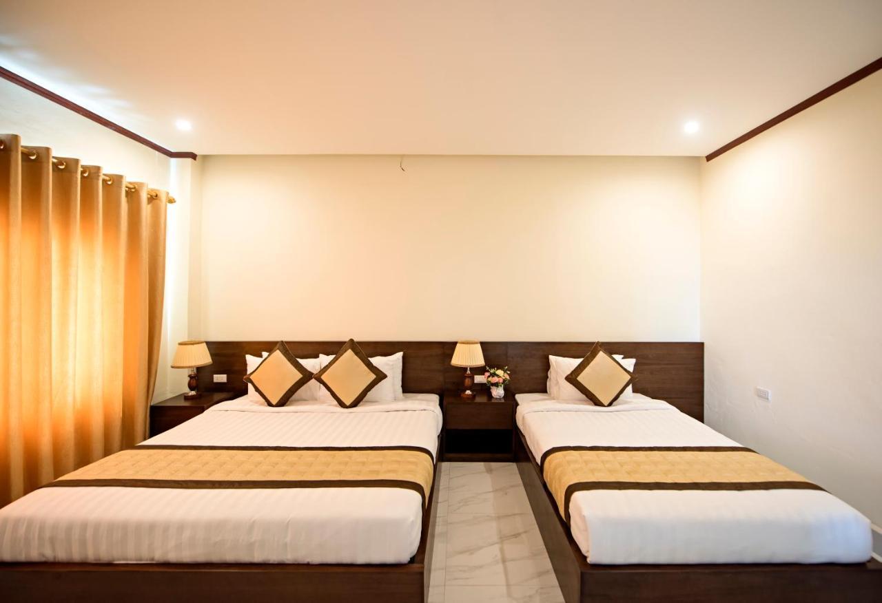 Premier Vang Vieng Hotel מראה חיצוני תמונה