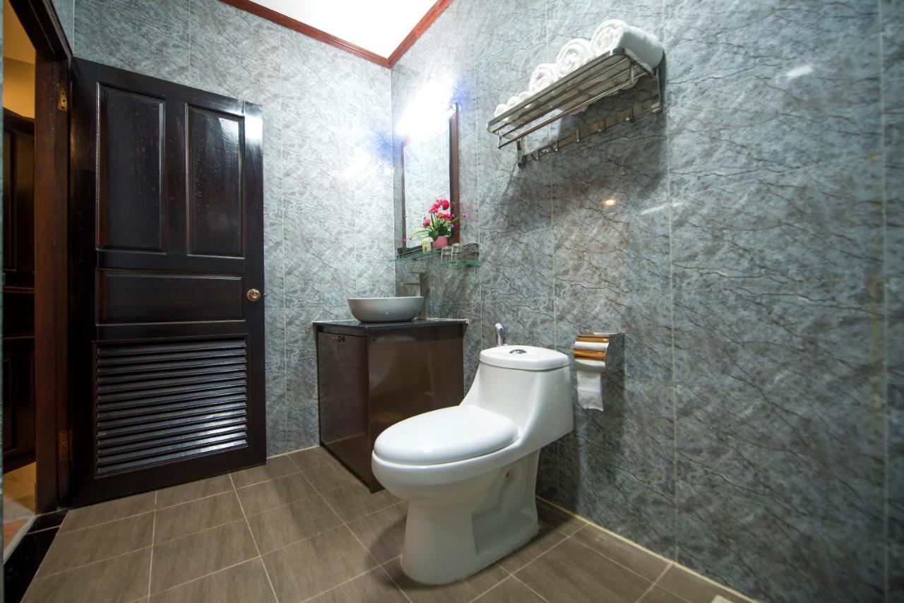 Premier Vang Vieng Hotel מראה חיצוני תמונה
