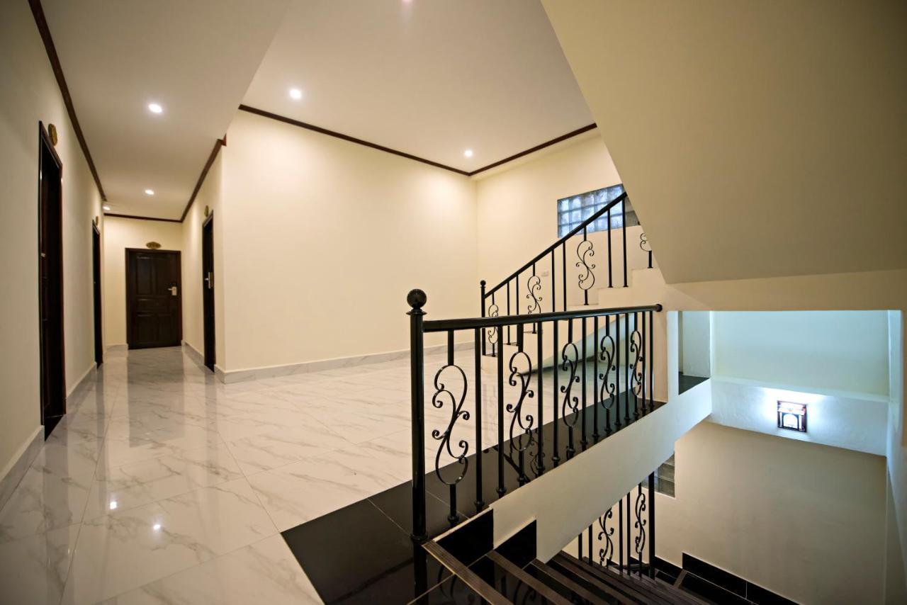 Premier Vang Vieng Hotel מראה חיצוני תמונה
